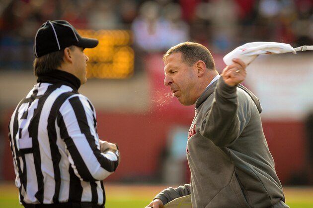 LINCOLN, NE - NOVEMBER 29: Nebraska Cornhuskers head coach Bo Pelini reacts to a call during their game at against the Iowa HawkeyesMemorial stadium on November 29, 2013 in Lincoln, Nebraska. (Photo by Eric Francis/Getty Images)