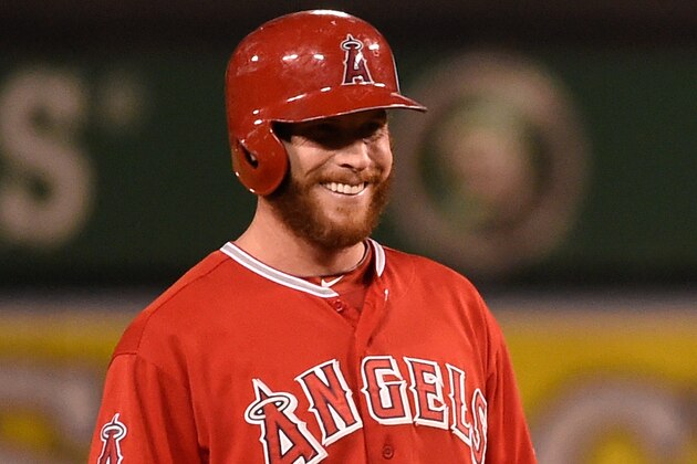 ANAHEIM, CA - AUGUST 28:  Josh Hamilton #32 of the Los Angeles Angels of Anaheim waits at second base in the second inning against the Oakland Athletics at Angel Stadium of Anaheim on August 28, 2014 in Anaheim, California.  (Photo by Lisa Blumenfeld/Getty Images)