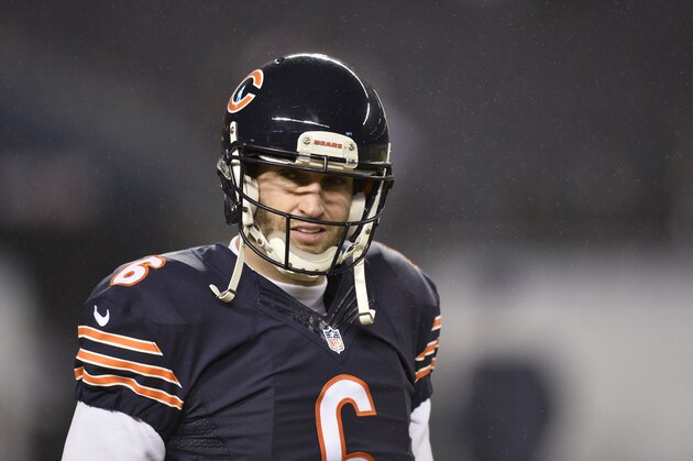 CHICAGO, IL - DECEMBER 15: Jay Cutler #6 of the Chicago Bears on the field during pregame warm ups before a game against the New Orleans Saints at Soldier Field on December 15, 2014 in Chicago, Illinois. (Photo by Brian Kersey/Getty Images)