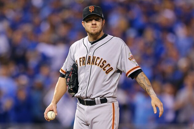 KANSAS CITY, MO - OCTOBER 22: Jake Peavy #22 of the San Francisco Giants reacts against the Kansas City Royals during Game Two of the 2014 World Series at Kauffman Stadium on October 22, 2014 in Kansas City, Missouri.  (Photo by Elsa/Getty Images)