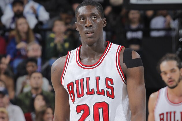 SACRAMENTO, CA - NOVEMBER 20: Tony Snell #20 of the Chicago Bulls stands on the court during the game against the Sacramento Kings on November 20, 2014 at Sleep Train Arena in Sacramento, California. NOTE TO USER: User expressly acknowledges and agrees that, by downloading and or using this photograph, User is consenting to the terms and conditions of the Getty Images Agreement. Mandatory Copyright Notice: Copyright 2014 NBAE (Photo by Rocky Widner/NBAE via Getty Images)