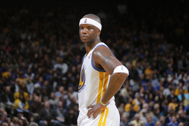 OAKLAND, CA - MARCH 28: Jermaine O'Neal #7 of the Golden State Warriors while facing the Memphis Grizzlies on March 28, 2014 at Oracle Arena in Oakland, California. NOTE TO USER: User expressly acknowledges and agrees that, by downloading and or using this photograph, user is consenting to the terms and conditions of Getty Images License Agreement. Mandatory Copyright Notice: Copyright 2014 NBAE (Photo by Rocky Widner/NBAE via Getty Images)