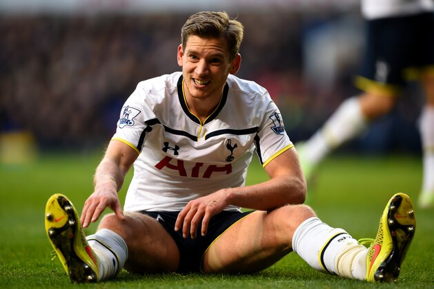 LONDON, ENGLAND - DECEMBER 06:  Jan Vertonghen of Spurs reacts during the Barclays Premier League match between Tottenham Hotspur and Crystal Palace at White Hart Lane on December 6, 2014 in London, England.  (Photo by Shaun Botterill/Getty Images)