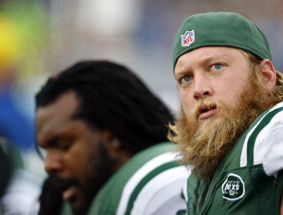 New York Jets center Nick Mangold (74) sits on the bench during an NFL football game against the Tennessee Titans on Sunday, Dec. 14, 2014, in Nashville, Tenn. (Jeff Haynes/AP Images for Panini)