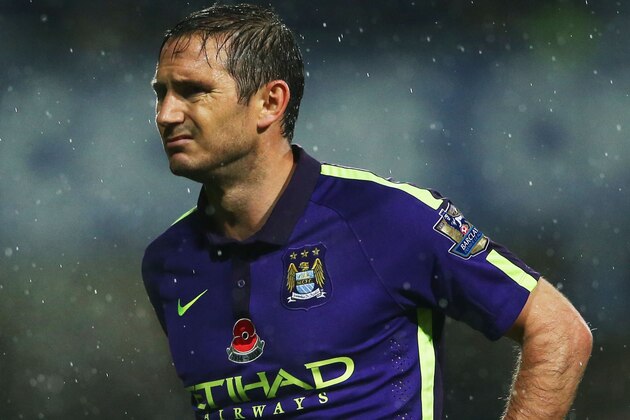 LONDON, ENGLAND - NOVEMBER 08:  Frank Lampard of Mancheslter City looks on during the Barclays Premier League match between Queens Park Rangers and Manchester City at Loftus Road on November 8, 2014 in London, England.  (Photo by Scott Heavey/Getty Images)