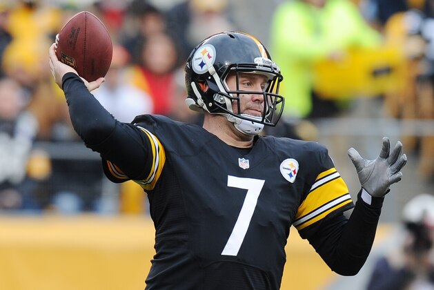Pittsburgh Steelers quarterback Ben Roethlisberger (7) throws a pass during the first half of an NFL football game against the Kansas City Chiefs in Pittsburgh, Sunday, Dec. 21, 2014. (AP Photo/Don Wright)