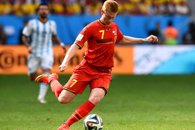 BRASILIA, DF - JULY 05:  Kevin De Bruyne of Belgium controls the ball during the 2014 FIFA World Cup Brazil Quarter Final match between Argentina and Belgium at Estadio Nacional on July 5, 2014 in Brasilia, Brazil.  (Photo by Matthias Hangst/Getty Images)