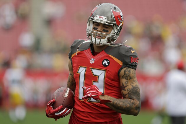 Tampa Bay Buccaneers wide receiver Mike Evans (13) before an NFL football game against the Green Bay Packers Sunday, Dec. 21, 2014, in Tampa, Fla. (AP Photo/Chris O'Meara)
