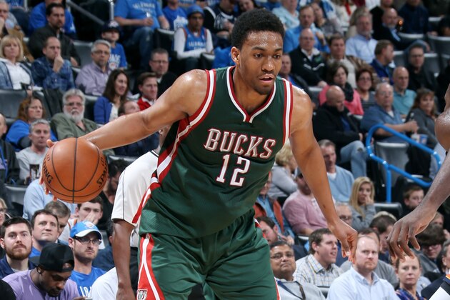 OKLAHOMA CITY, OK- DECEMBER 9: Jabari Parker #12 of the Milwaukee Bucks handles the ball against the Oklahoma City Thunder on December 9, 2014 at Chesapeake Energy Arena in Oklahoma City, OK. NOTE TO USER: User expressly acknowledges and agrees that, by downloading and or using this photograph, User is consenting to the terms and conditions of the Getty Images License Agreement. Mandatory Copyright Notice: Copyright 2014 NBAE (Photo by Layne Murdoch Jr./NBAE via Getty Images)
