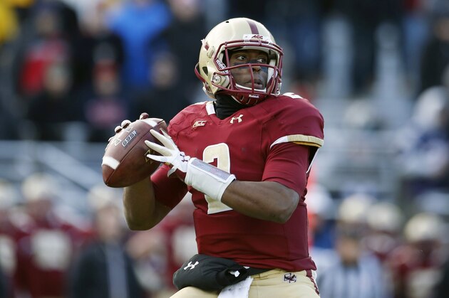Boston College quarterback Tyler Murphy looks to pass during the third quarter of an NCAA college football game against Syracuse in Boston, Saturday, Nov. 29, 2014. Boston College won 28-7. (AP Photo/Michael Dwyer)