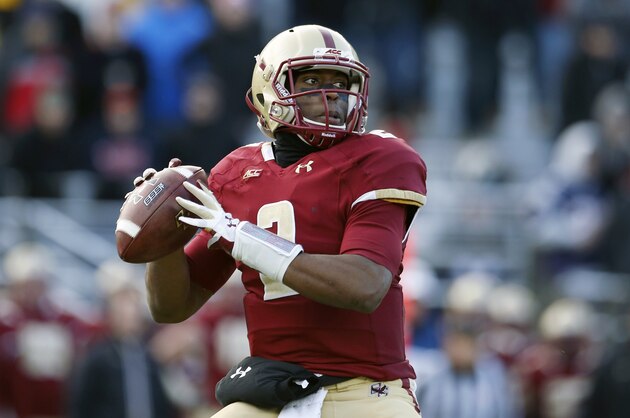 Boston College quarterback Tyler Murphy looks to pass during the third quarter of an NCAA college football game against Syracuse in Boston, Saturday, Nov. 29, 2014. Boston College won 28-7. (AP Photo/Michael Dwyer)