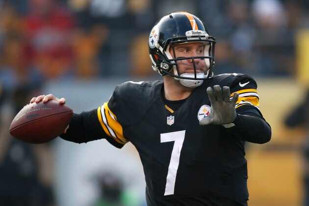PITTSBURGH, PA - DECEMBER 21:  Ben Roethlisberger #7 of the Pittsburgh Steelers throws a pass during the third quarter against the Kansas City Chiefs at Heinz Field on December 21, 2014 in Pittsburgh, Pennsylvania.  (Photo by Gregory Shamus/Getty Images)