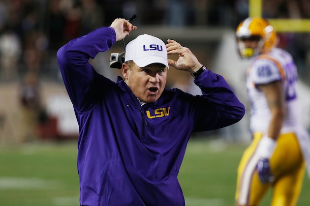 COLLEGE STATION, TX - NOVEMBER 27:  Head coach Les Miles of the LSU Tigers reacts to a play in the first half of their game against the Texas A&M Aggies at Kyle Field on November 27, 2014 in College Station, Texas.  (Photo by Scott Halleran/Getty Images)