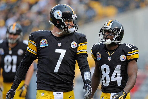 PITTSBURGH, PA - DECEMBER 09:  Ben Roethlisberger #7 talks with Antonio Brown #84 of the Pittsburgh Steelers during the game against the San Diego Chargers on December 9, 2012 at Heinz Field in Pittsburgh, Pennsylvania.  (Photo by Joe Sargent/Getty Images)