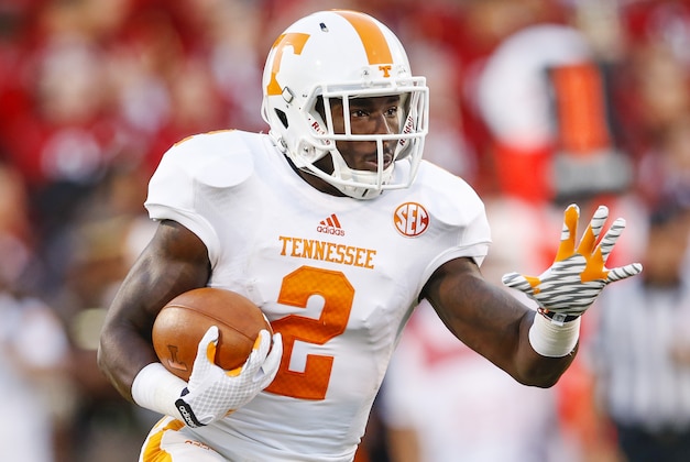 Sep 13, 2014; Norman, OK, USA; Tennessee Volunteers wide receiver Pig Howard (2) runs with the ball during the game against the Oklahoma Sooners at Gaylord Family - Oklahoma Memorial Stadium. Mandatory Credit: Kevin Jairaj-USA TODAY Sports