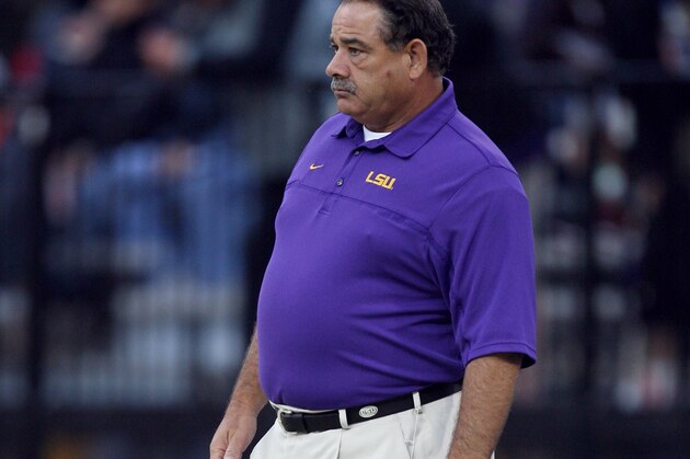 SEATTLE - SEPTEMBER 5:  Defensive coordinator John Chavis of the LSU Tigers looks on during pre-game warm-up against the Washington Huskies on September 5, 2009 at Husky Stadium in Seattle, Washington. The LSU Tigers defeated the Washington Huskies 31-23. (Photo by Otto Greule Jr/Getty Images)