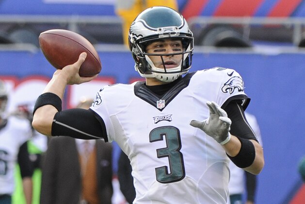 Philadelphia Eagles' Mark Sanchez (3) throws a pass during the first half of an NFL football game against the New York Giants Sunday, Dec. 28, 2014, in East Rutherford, N.J. (AP Photo/Bill Kostroun)