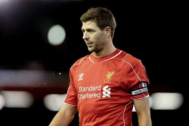 LIVERPOOL, ENGLAND - DECEMBER 06:  Steven Gerrard of Liverpool during the Barclays Premier League match between Liverpool and Sunderland at Anfield on December 6, 2014 in Liverpool, England.  (Photo by Scott Heavey/Getty Images)