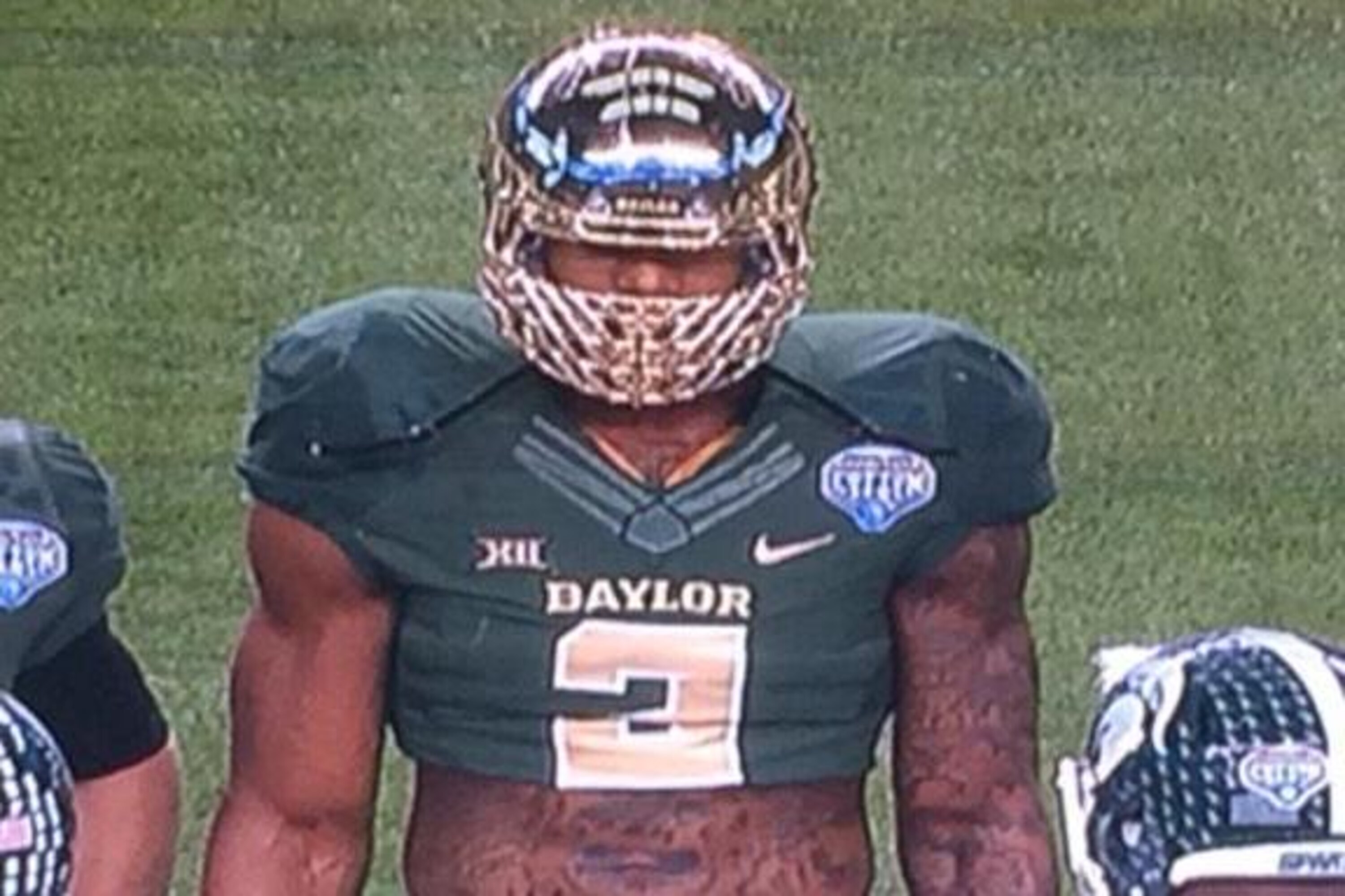 Baylor's Shawn Oakman Becomes Internet Meme Due to Massive Frame, image size:3000x2000
