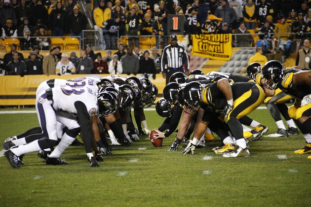 The Pittsburgh Steelers, right, line up against the Baltimore Ravens for a field goal attempt during the second half of an NFL football game, Sunday, Nov. 2, 2014, in Pittsburgh. (AP Photo/Gene Puskar)