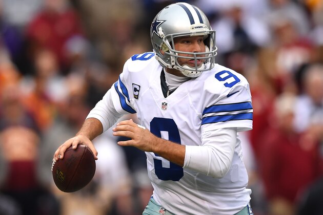 LANDOVER, MD - DECEMBER 28: Quarterback Tony Romo #9 of the Dallas Cowboys looks to pass against the Washington Redskins in the second quarter at FedExField on December 28, 2014 in Landover, Maryland. (Photo by Patrick Smith/Getty Images)