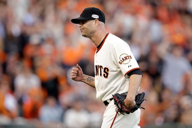 SAN FRANCISCO, CA - OCTOBER 24:  Tim Hudson #17 of the San Francisco Giants reacts in the second inning while taking on the Kansas City Royals during Game Three of the 2014 World Series at AT&T Park on October 24, 2014 in San Francisco, California.  (Photo by Ezra Shaw/Getty Images)