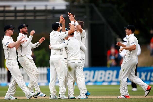 WELLINGTON, NEW ZEALAND - JANUARY 07:  New Zealand celebrate the wicket of Nuwan Pradeep of Sri Lanka to win the match and the series during day five of the Second Test match between New Zealand and Sri Lanka at Basin Reserve on January 7, 2015 in Wellington, New Zealand.  (Photo by Phil Walter/Getty Images)