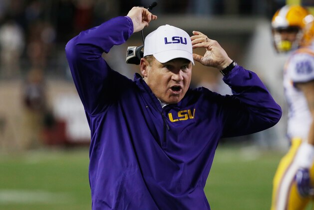 COLLEGE STATION, TX - NOVEMBER 27:  Head coach Les Miles of the LSU Tigers reacts to a play in the first half of their game against the Texas A&M Aggies at Kyle Field on November 27, 2014 in College Station, Texas.  (Photo by Scott Halleran/Getty Images)