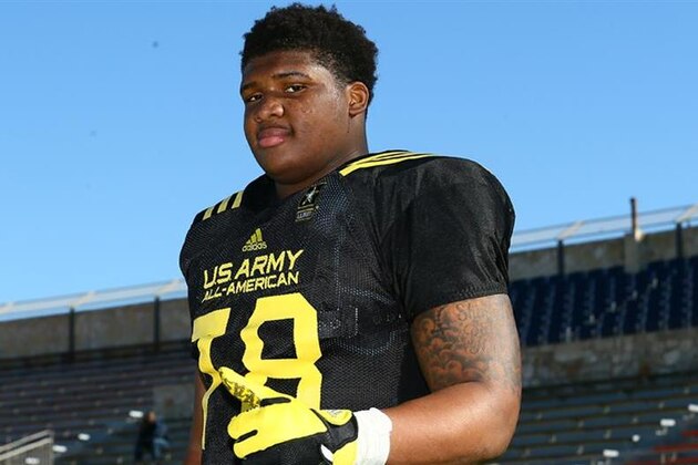 Georgia commitment and 5-star DT Trent Thompson is now the nation's No. 1 overall prospect, according to the latest rankings from 247Sports.