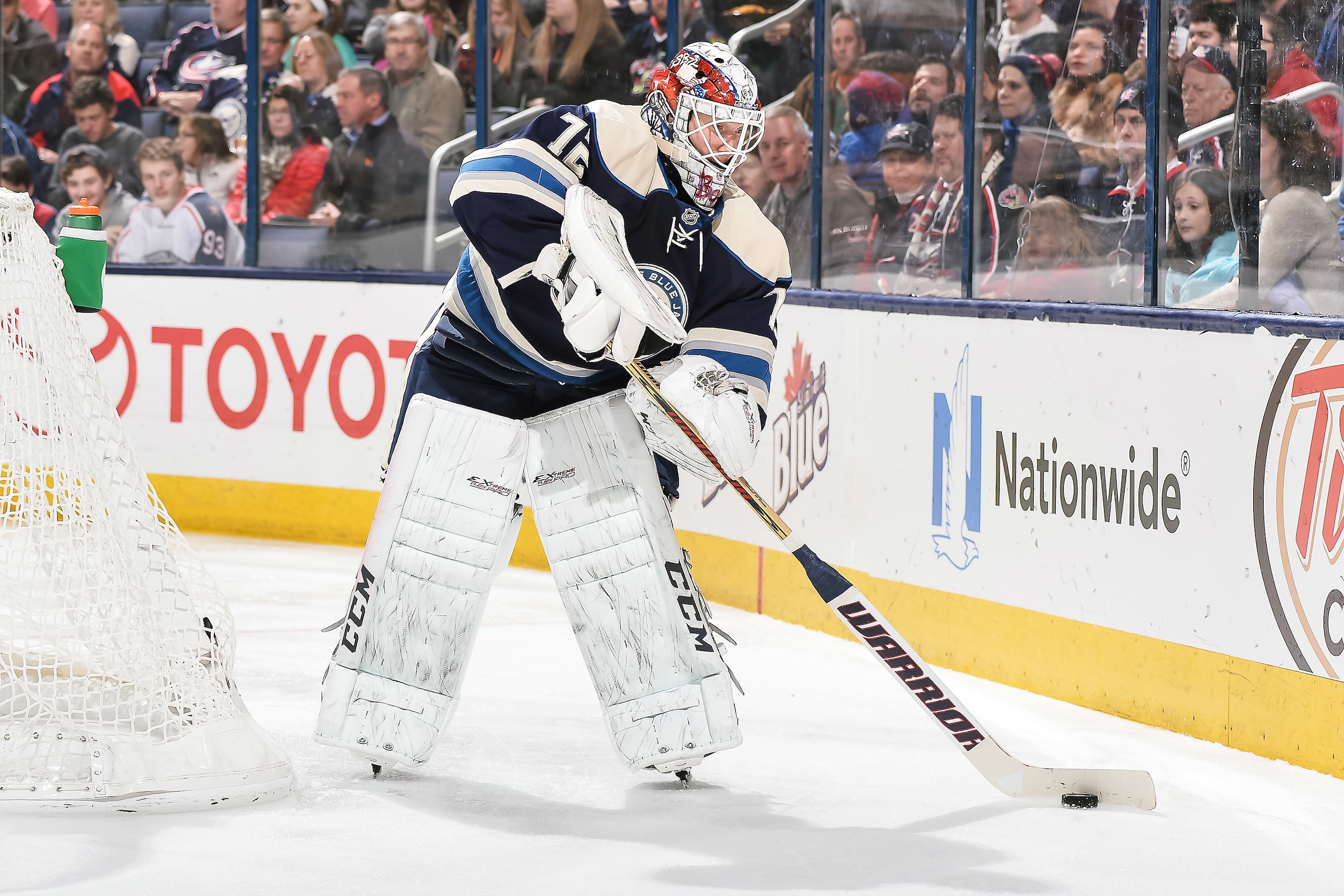 COLUMBUS, OH - DECEMBER 18:  Goaltender Sergei Bobrovsky #72 of the Columbus Blue Jackets skates with the puck against the Washington Capitals on December 18, 2014 at Nationwide Arena in Columbus, Ohio. Washington defeated Columbus 5-4 in overtime. (Photo by Jamie Sabau/NHLI via Getty Images)