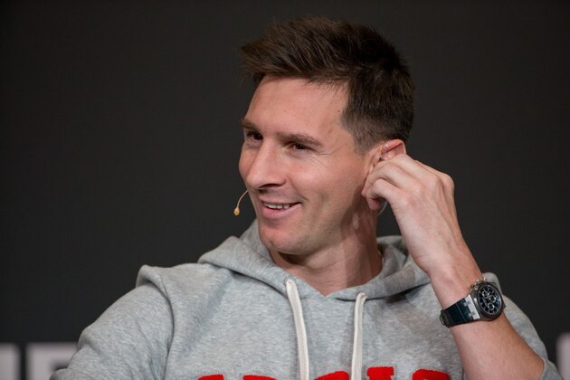 ZURICH, SWITZERLAND - JANUARY 12: FIFA Ballon d'Or nominee Lionel Messi of Argentina and FC Barcelona attends a press conference prior to the FIFA Ballon d'Or Gala 2014 at the Kongresshaus on January 12, 2015 in Zurich, Switzerland. (Photo by Philipp Schmidli/Getty Images)