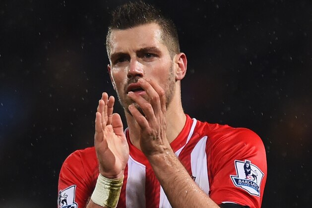 LONDON, ENGLAND - DECEMBER 26:  Morgan Schneiderlin of Southampton applauds the travelling fans after the Barclays Premier League match between Crystal Palace and Southampton at Selhurst Park on December 26, 2014 in London, England.  (Photo by Christopher Lee/Getty Images)