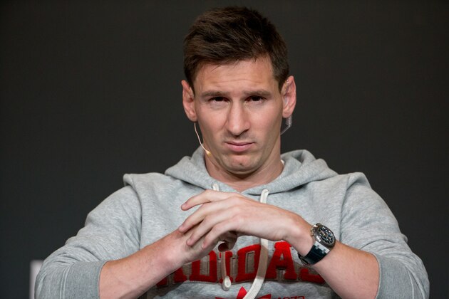 ZURICH, SWITZERLAND - JANUARY 12: FIFA Ballon d'Or nominee Lionel Messi of Argentina and FC Barcelona attends a press conference prior to the FIFA Ballon d'Or Gala 2014 at the Kongresshaus on January 12, 2015 in Zurich, Switzerland. (Photo by Philipp Schmidli/Getty Images)