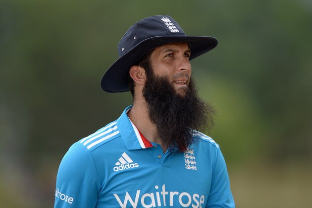 HAMBANTOTA, SRI LANKA - DECEMBER 03:  Moeen Ali of England during the 3rd One Day International between Sri Lanka and England at Mahinda Rajapaksa International Stadium on December 3, 2014 in Hambantota, Sri Lanka.  (Photo by Gareth Copley/Getty Images)