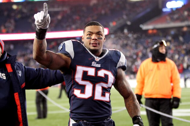 FOXBORO, MA - JANUARY 10:  Jonathan Casillas #52 of the New England Patriots walks off the field following the 2015 AFC Divisional Playoffs game against the Baltimore Ravens at Gillette Stadium on January 10, 2015 in Foxboro, Massachusetts.  (Photo by Jim Rogash/Getty Images)
