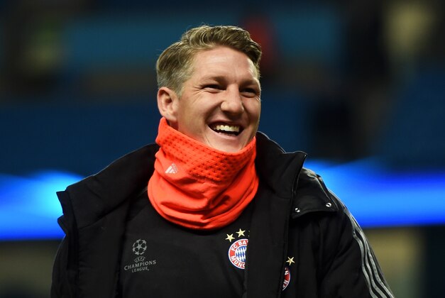 MANCHESTER, ENGLAND - NOVEMBER 25:  Bastian Schweinsteiger of Bayern Muenchen inspects the pitch on arrival at the stadium during the UEFA Champions League Group E match between Manchester City and FC Bayern Muenchen at the Etihad Stadium on November 25, 2014 in Manchester, United Kingdom.  (Photo by Michael Regan/Getty Images)