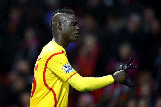 MANCHESTER, ENGLAND - DECEMBER 14:  Mario Balotelli of Liverpool shows his dejection at the end of the Barclays Premier League match between Manchester United and Liverpool at Old Trafford on December 14, 2014 in Manchester, England.  (Photo by Shaun Botterill/Getty Images)
