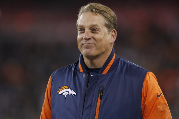EAST RUTHERFORD, NJ - FEBRUARY 02: Defensive coordinator Jack Del Rio of the Denver Broncos takes the field prior to Super Bowl XLVIII against the Seattle Seahawks at MetLife Stadium on February 2, 2014 in East Rutherford, New Jersey.  (Photo by Kevin C. Cox/Getty Images)