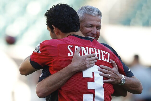 PHILADELPHIA, PA - AUGUST 28: New York Jets head coach Rex Ryan hugs quarterback Mark Sanchez #3 of the Philadelphia Eagles prior to the preseason game on August 28, 2014 at Lincoln Financial Field in Philadelphia, Pennsylvania. (Photo by Rich Schultz/Getty Images)