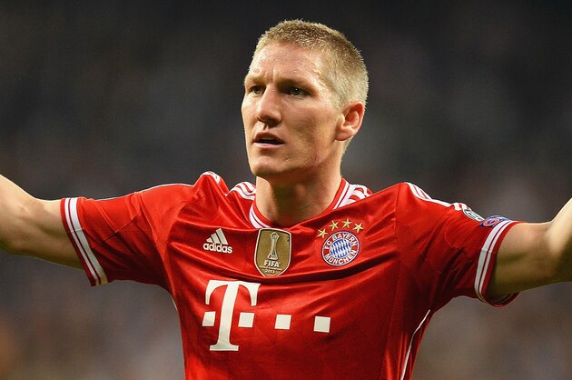 MADRID, SPAIN - APRIL 23:  Bastian Schweinsteiger of Bayern Muenchen looks dejected during the UEFA Champions League semi-final first leg match between Real Madrid and FC Bayern Muenchen at the Estadio Santiago Bernabeu on April 23, 2014 in Madrid, Spain.  (Photo by Mike Hewitt/Getty Images)