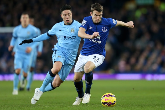LIVERPOOL, ENGLAND - JANUARY 10:  Seamus Coleman of Everton is pursued by Samir Nasri of Manchester City during the Barclays Premier League match between Everton and Manchester City at Goodison Park on January 10, 2015 in Liverpool, England.  (Photo by Alex Livesey/Getty Images)