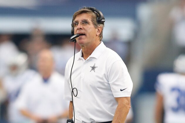 Oct 19, 2014; Arlington, TX, USA; Dallas Cowboys offensive coordinator Bill Callahan on the field during the game against the New York Giants at AT&T Stadium. Dallas beat New York 31-21. Mandatory Credit: Tim Heitman-USA TODAY Sports Oct 19, 2014; Arlington, TX, USA; Dallas Cowboys offensive coordinator Bill Callahan on the field during the game against the New York Giants at AT&T Stadium. Dallas beat New York 31-21. Mandatory Credit: Tim Heitman-USA TODAY Sports