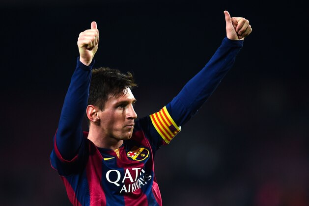 BARCELONA, SPAIN - JANUARY 08:  Lionel Messi of FC Barcelona celebrates after scoring his team's third goal during the Copa del Rey Round of 16 First Leg match between FC Barcelona and Elche CF at Camp Nou on January 8, 2015 in Barcelona, Spain.  (Photo by David Ramos/Getty Images)