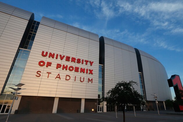 GLENDALE, AZ - DECEMBER 11: General view of University of Phoenix Stadium on December 11, 2014 in Glendale, Arizona. Super Bowl XLIX will be held at the University of Phoenix Stadium on Febrauary 1, 2015. (Photo by Christian Petersen/Getty Images) GLENDALE, AZ - DECEMBER 11: General view of University of Phoenix Stadium on December 11, 2014 in Glendale, Arizona. Super Bowl XLIX will be held at the University of Phoenix Stadium on Febrauary 1, 2015. (Photo by Christian Petersen/Getty Images)