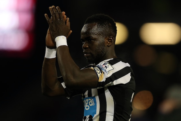 BURNLEY, ENGLAND - DECEMBER 02: Cheick Tiote of Newcastle United applauds the supporters following the Barclays Premier League match between Burnley and Newcastle United at Turf Moor on December 02, 2014 in Burnley, England. (Photo by Chris Brunskill/Getty Images)