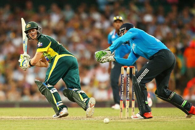 SYDNEY, AUSTRALIA - JANUARY 16:  Steve Smith of Australia bats during the One Day International series match between Australia and England at Sydney Cricket Ground on January 16, 2015 in Sydney, Australia.  (Photo by Mark Nolan/Getty Images)
