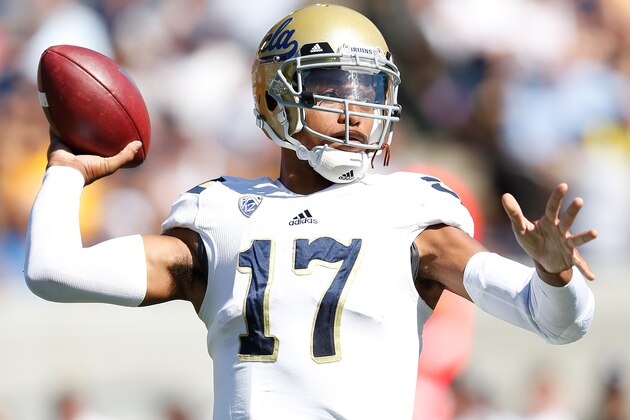 BERKELEY, CA - OCTOBER 18:  Brett Hundley #17 of the UCLA Bruins drops back to pass against the California Golden Bears during the second quarter at Kabam Field at California Memorial Stadium on October 18, 2014 in Berkeley, California.  (Photo by Thearon W. Henderson/Getty Images)