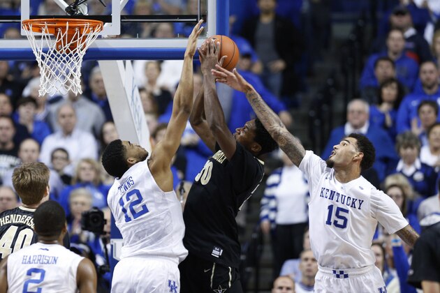 LEXINGTON, KY - JANUARY 20: Karl-Anthony Towns #12 and Willie Cauley-Stein #15 of the Kentucky Wildcats defend against Damian Jones #30 of the Vanderbilt Commodores during the game at Rupp Arena on January 20, 2015 in Lexington, Kentucky. Kentucky defeated Vanderbilt 65-57. (Photo by Joe Robbins/Getty Images)