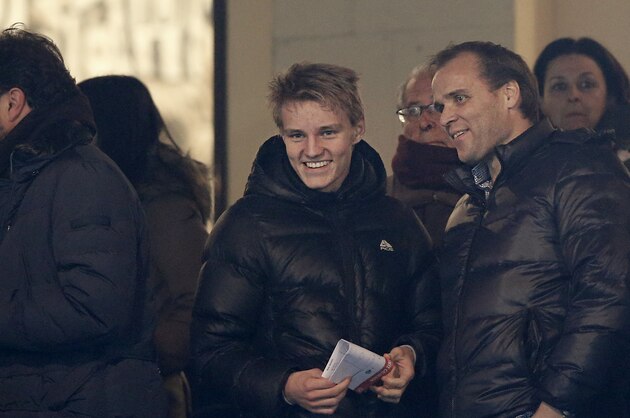 Norway's Martin Odegaard waits for the start of a round of 16, 1st leg, Copa del Rey soccer match between Atletico de Madrid and Real Madrid at the Vicente Calderon stadium in Madrid, Spain, Wednesday, Jan. 7, 2015 . (AP Photo/Daniel Ochoa de Olza) Norway's Martin Odegaard waits for the start of a round of 16, 1st leg, Copa del Rey soccer match between Atletico de Madrid and Real Madrid at the Vicente Calderon stadium in Madrid, Spain, Wednesday, Jan. 7, 2015 . (AP Photo/Daniel Ochoa de Olza)