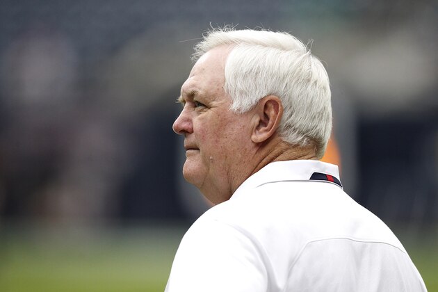 HOUSTON, TX- NOVEMBER 17: Houston Texans defensive coordinator Wade Phillips looks on during warm ups against the Oakland Raiders on November 17, 2013 at Reliant Stadium in Houston, Texas. (Photo by Thomas B. Shea/Getty Images)